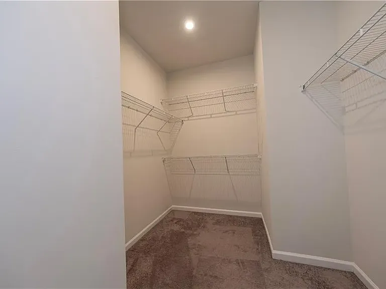 504 Florida Blvd — Photo 27