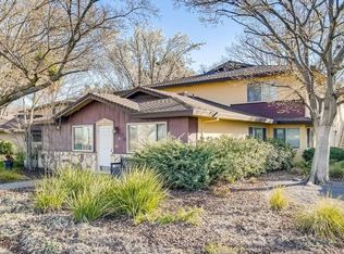 2720 Pole Line Rd APT 4, Davis, CA 95618