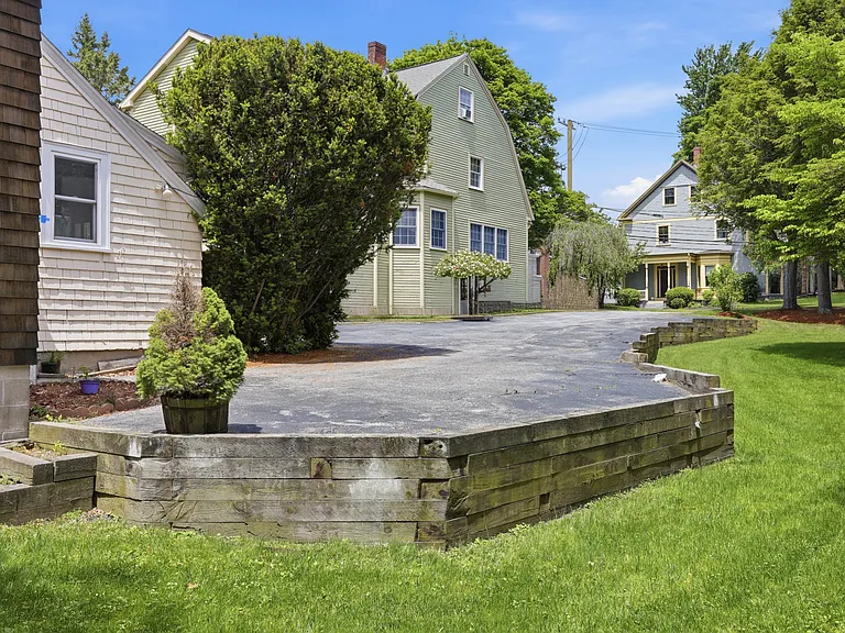 6 Forest St #R — Photo 23
