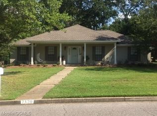 7370 Smithfield Rd, Mobile, AL 36695