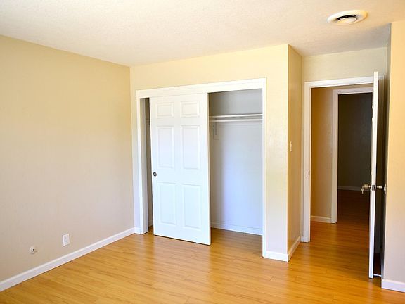 4th image of 3817 Starview Dr