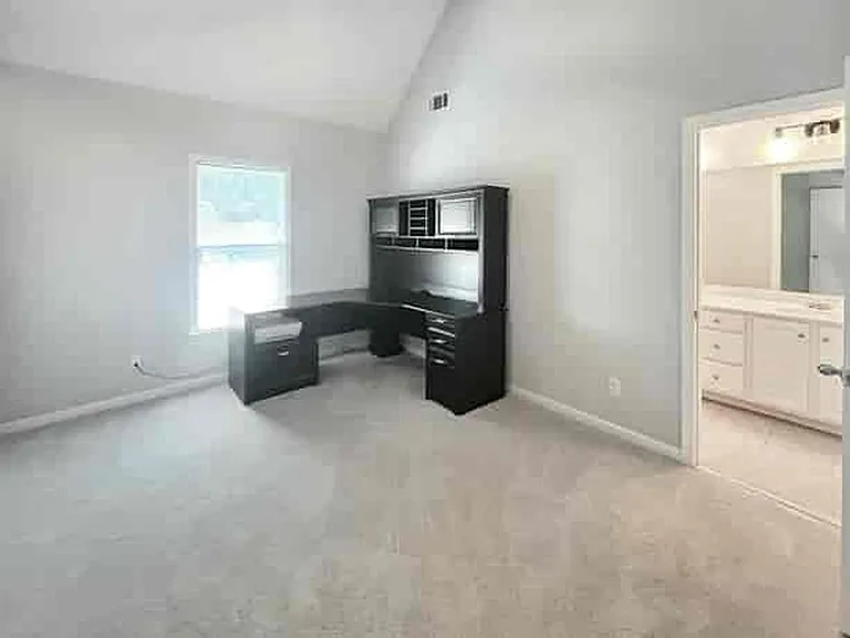 4918 Shallow Creek Trl NE — Photo 25