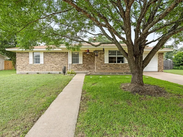514 N Avenue V, Clifton, TX 76634