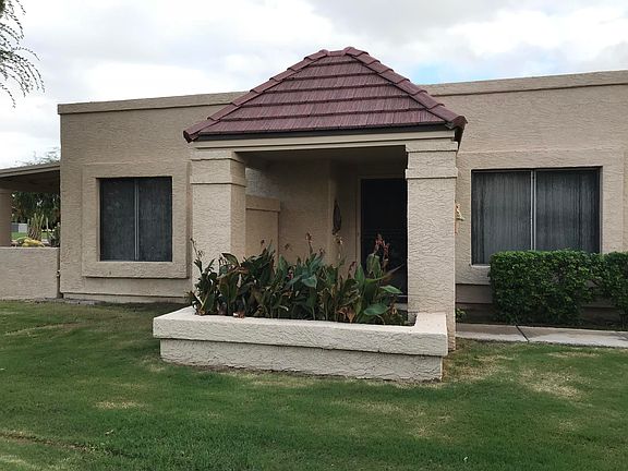 2nd image of 759 S Arrowwood Way