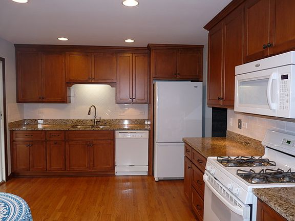 2nd image of 8353 Cristina Ave