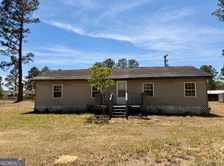 721 Ronnie St, Metter, GA 30439