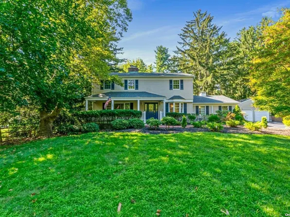 3 Stone Court, Northport, NY 11768