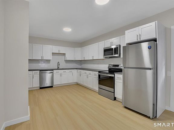 3rd image of 97 Goodyear Street