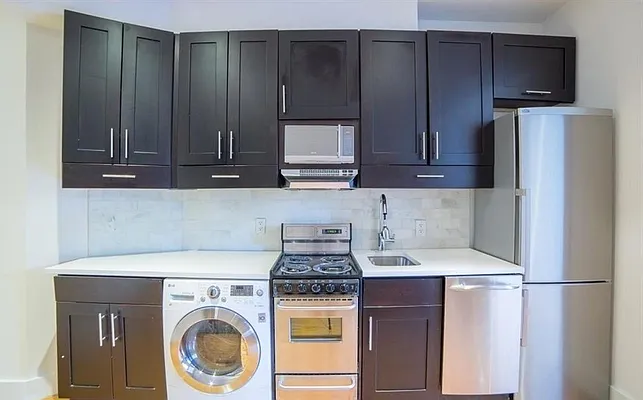 Rented by REAL New York | media 6