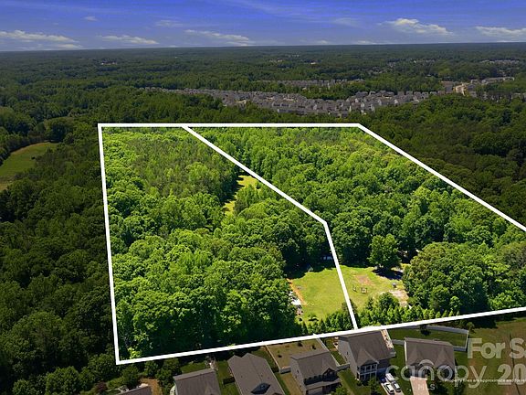 3rd image of 195 Azalea Rd