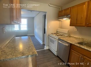 1235 Penn St NE APT 2, Washington, DC 20002
