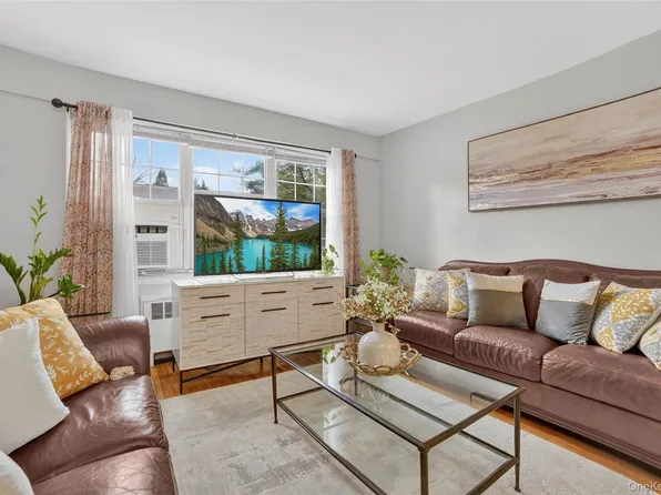 23 Fieldstone Drive #169, Hartsdale, NY 10530