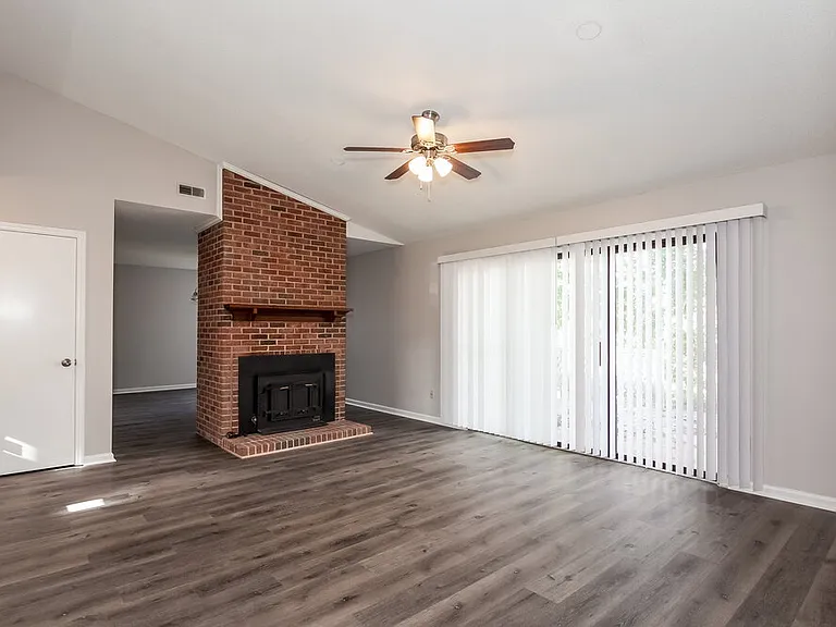 5422 Doverstone Ct — Photo 3