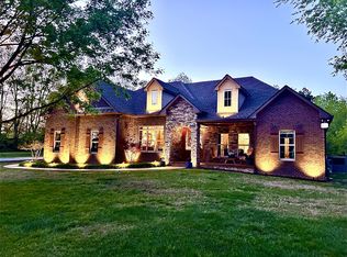 7270 Old Franklin Rd, Fairview, TN 37062