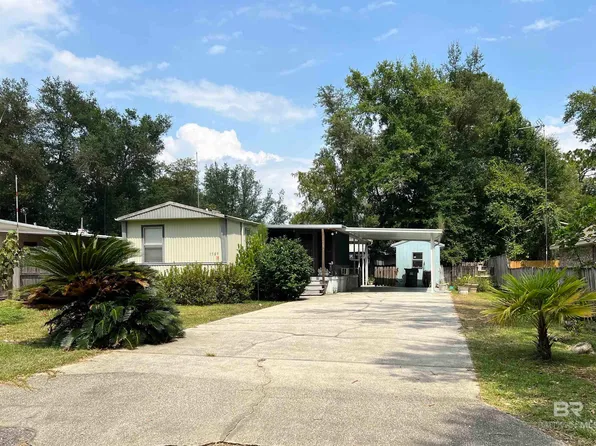 1589 Pensacola Dr, Lillian, AL 36549