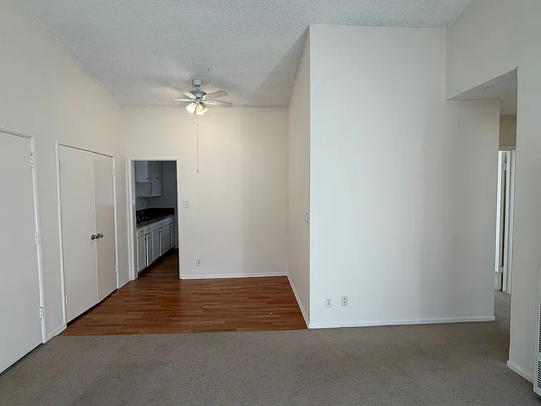 11712Darl — Photo 16