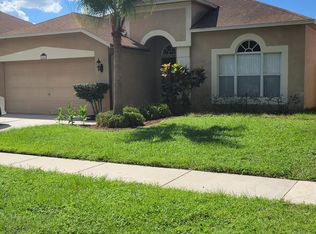 509 Sand Ridge Dr, Valrico, FL 33594