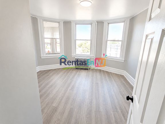 2nd image of 49 Norwood St #2C