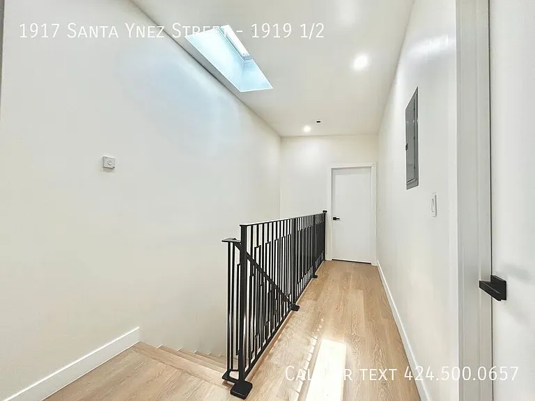 1917 Santa Ynez St #1919-1/2 — Photo 13