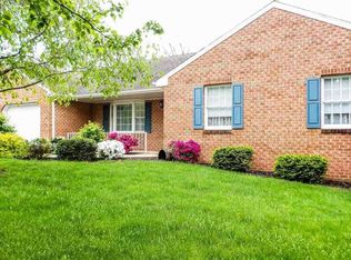 2240 Nena Dr, York, PA 17408