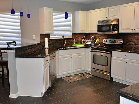 4th image of 257 Sherbrooke Dr