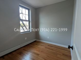 776 E 233rd St, Bronx, NY 10466