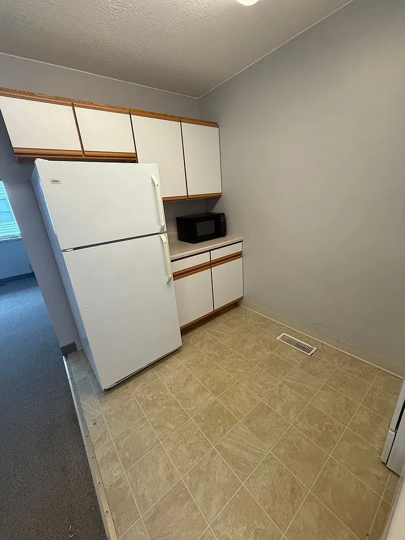 Mad Capital LLC - 421 Dakota St — Photo 4
