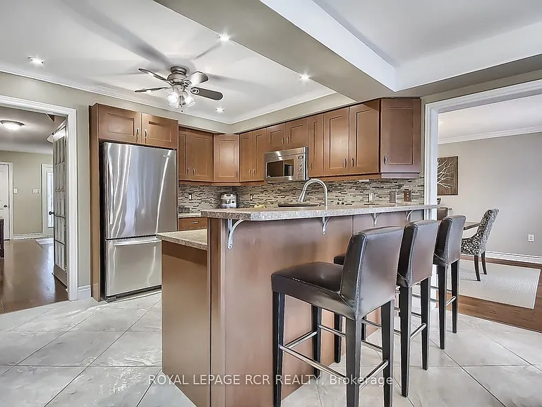 617 Brooker Rdg — Photo 9