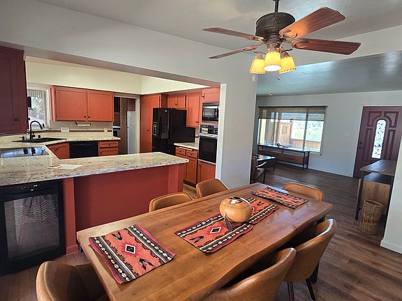 4th image of 57660 Warren Way