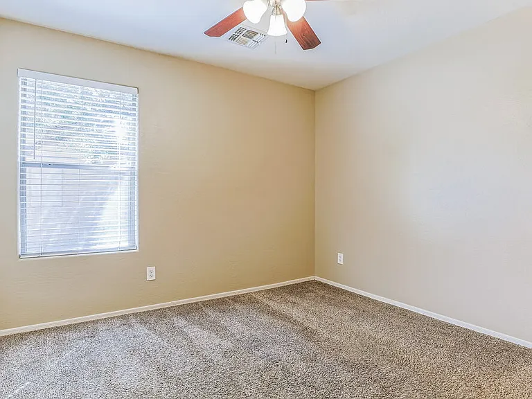 2053 W Hayden Peak Dr — Photo 11
