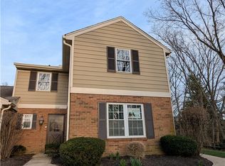 7809 Capitol Hill Ln, Centerville, OH 45459