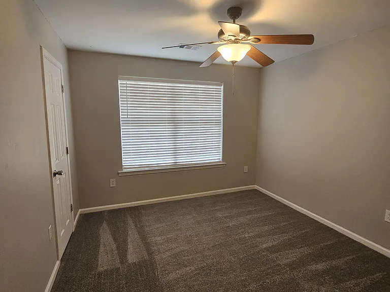 1269 Windrow Dr — Photo 17