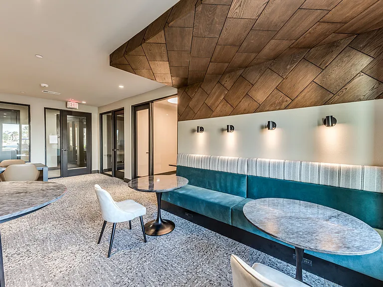 Reserve on Kingsland — Photo 11
