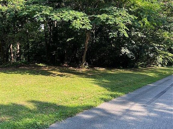 3rd image of 1160 Roach Hollow Rd #4