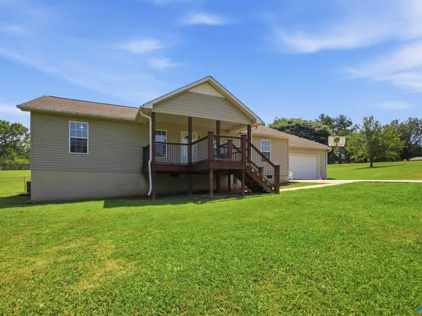 20 Sydney Dr, Scottsboro, AL 35769