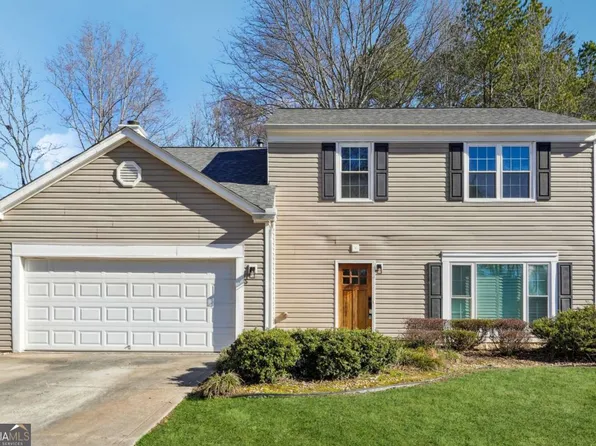 704 Carriage Ct, Lawrenceville, GA 30044