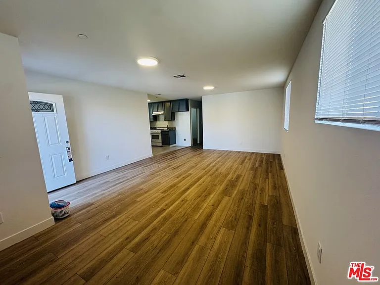 5919 Denver Ave #5919 — Photo 7