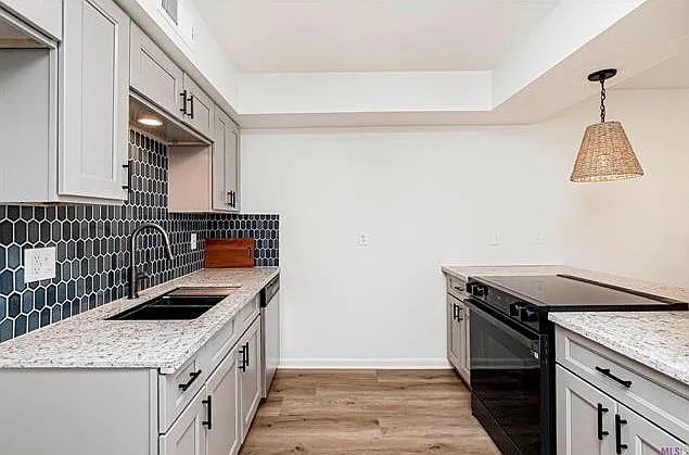 5110 Butter Creek Ln #6 — Photo 7