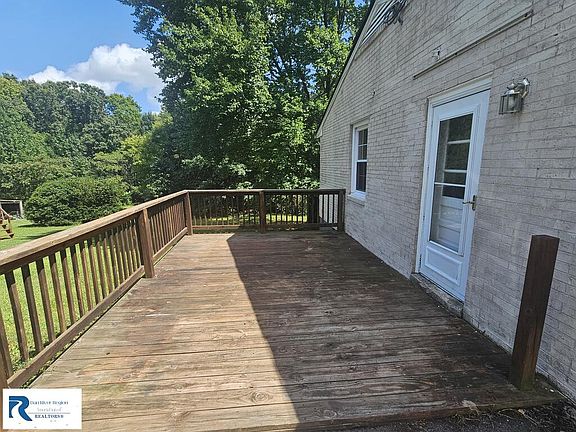 2nd image of 557 Tunstall High Rd