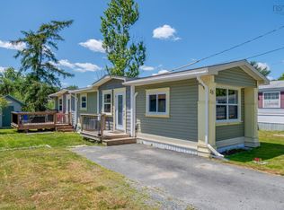 55 Brook St, Middle Sackville, NS B4E1C1