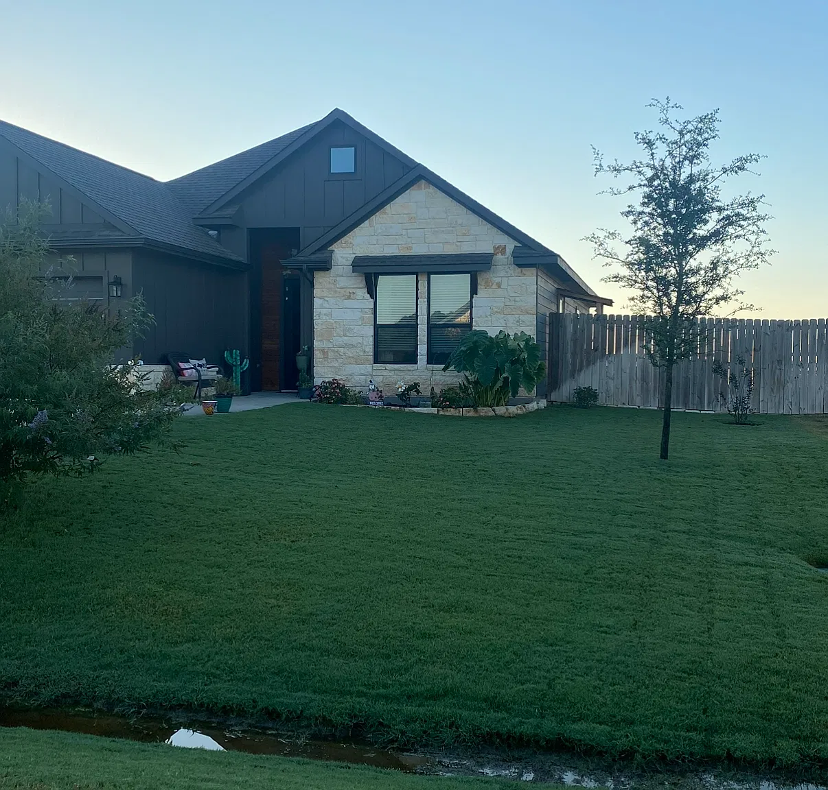 4 bed, 1671 sqft, $2,250 — Photo 4