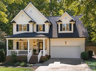4004 River Falls Dr, Lowell, NC 28098