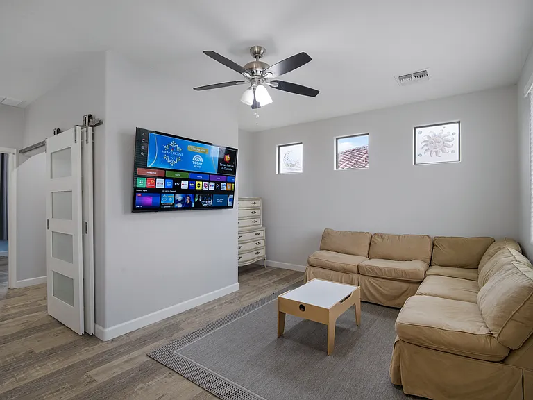 8753 W Lamar Rd — Photo 20