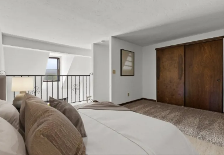 2370 Canter Ln #D — Photo 2