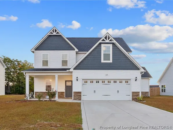 509 Amusement Dr #179, Hope Mills, NC 28348