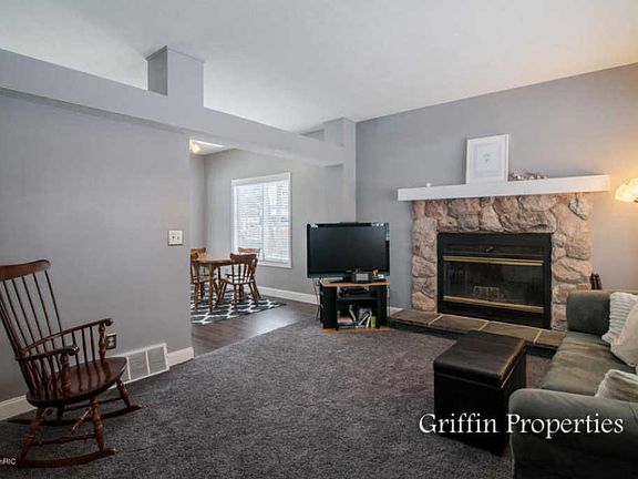 4th image of 5579 Brittany Dr SE