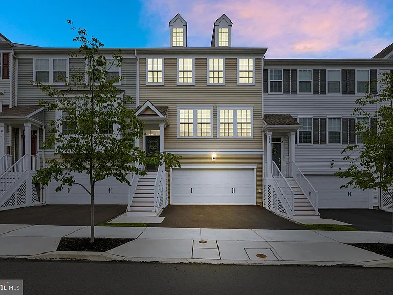 1815 Pinnacle Dr — Photo 17