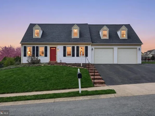 3860 Silver Spur Dr, York, PA 17402