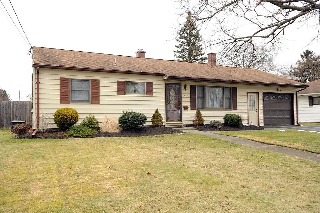 108 William Ln photo 1