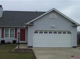 3065 Summit Rd, Ravenna, OH 44266